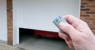 Купить автоматику для рулонных ворот Севастополь, цена от 2773 руб.