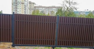 Купить распашные ворота из штакетника Севастополь, цена от 2773 руб.
